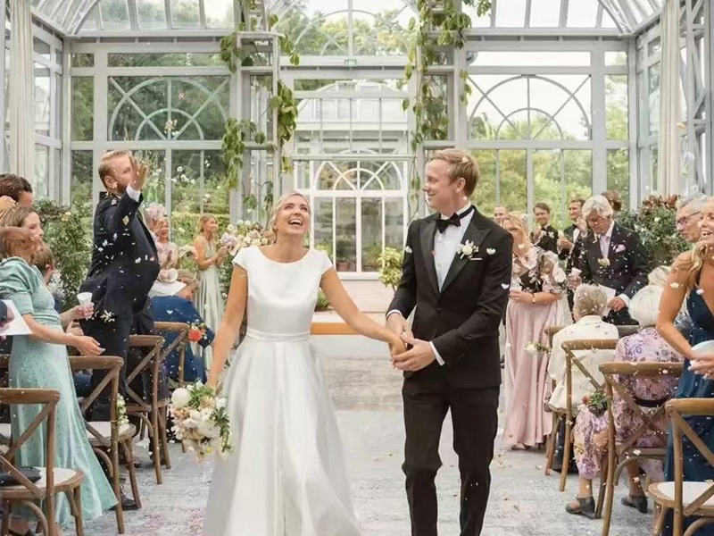 Victorian greenhouse for wedding, Victorian greenhouse, tempered glass panels